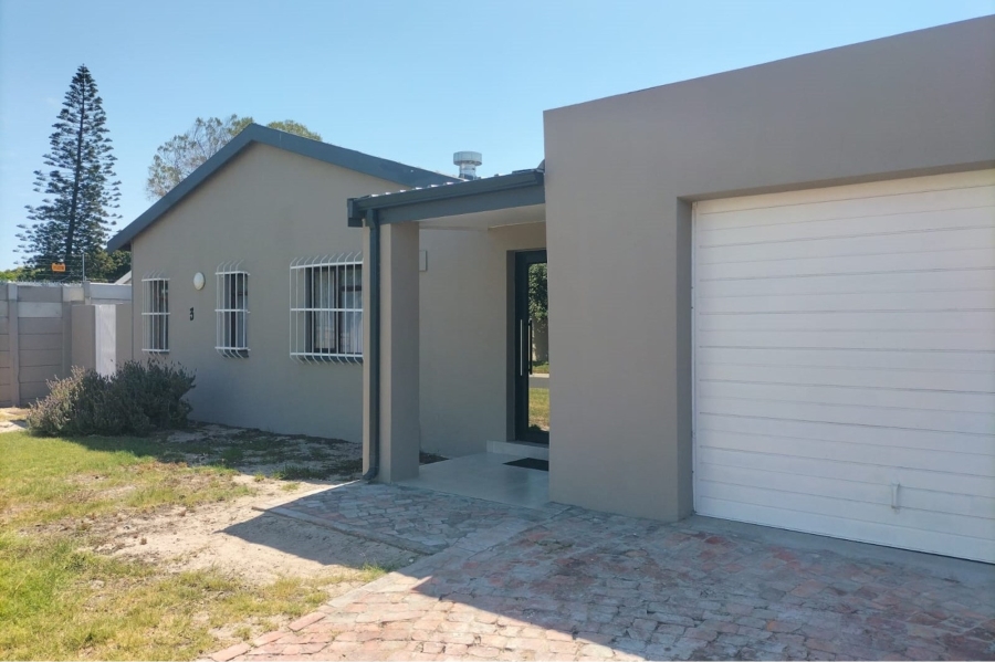 To Let 3 Bedroom Property for Rent in Flamingo Vlei Western Cape